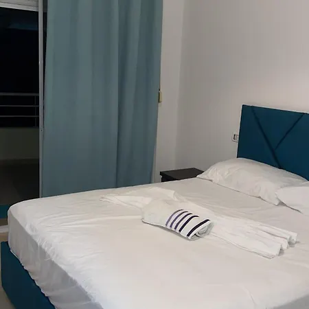 Blue Sea * Sarandë